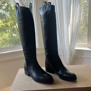 NEVER WORN Alohas Billie Black Leather Boots, size 38